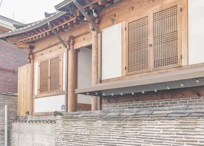 Traditional Family Hanok, Moonlight Fragrance Villa