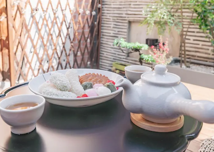 Traditional Family Hanok, Moonlight Fragrance